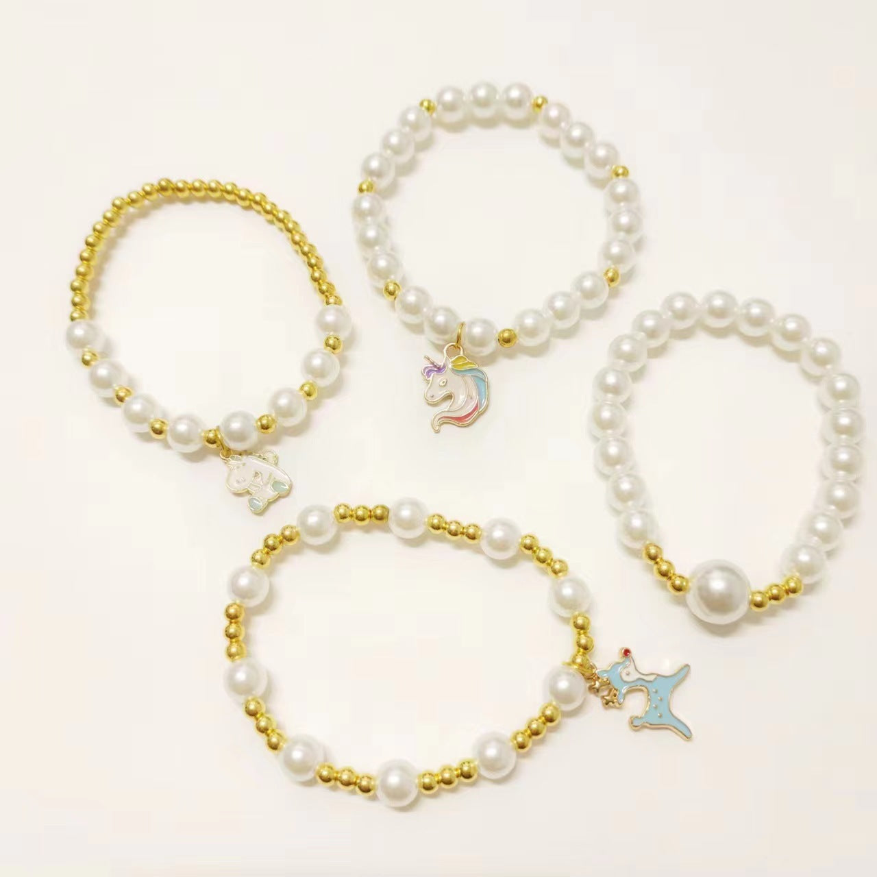 Beaded Elk Pendant Bracelet